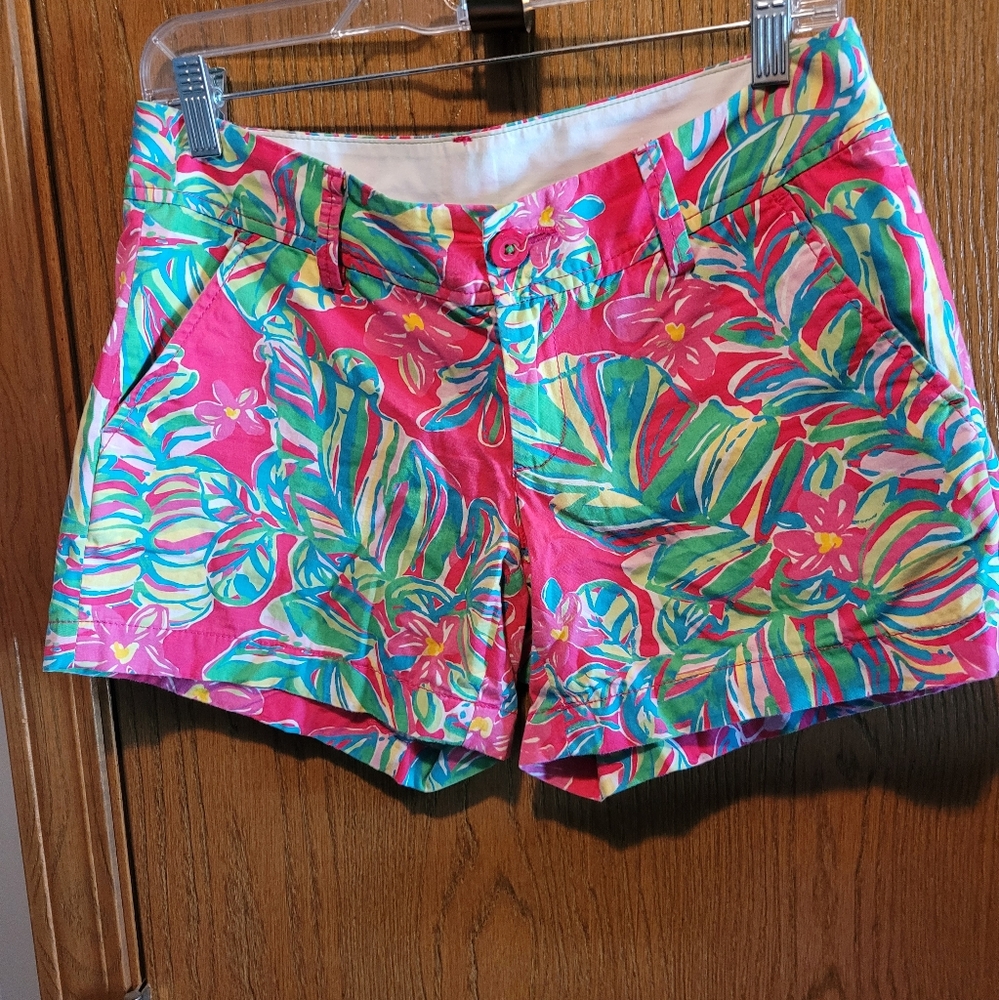 Lilly Pulitzer- The Callahan short.